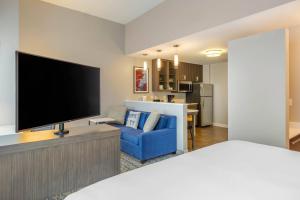 Kuchyň nebo kuchyňský kout v ubytování Residence Inn Providence Downtown