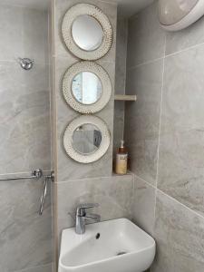 Kúpeľňa v ubytovaní Nissi49 Apartments