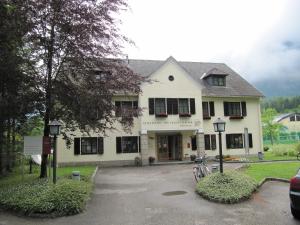 Budova, v ktorej sa hostel nachádza
