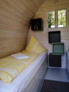 TV a/nebo společenská místnost v ubytování Hotel Zum Birkenhof