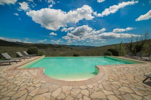 Bazén v ubytování Borgo Le Noci Chianti Retreat & Pool nebo v jeho okolí