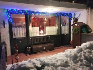 Obiekt Casetta dei Cuori - Alpine Style Cozy Apartment zimą