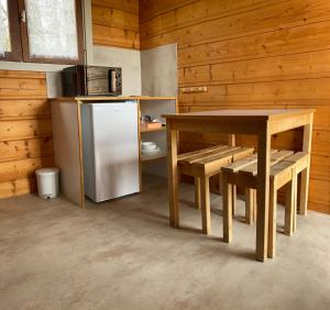 Kuchyňa alebo kuchynka v ubytovaní Camping Sérendipité