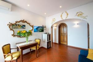 Villa Briganti Seaview Terrace的休息区