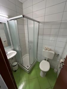 Kúpeľňa v ubytovaní Sobe Zimmer Frei