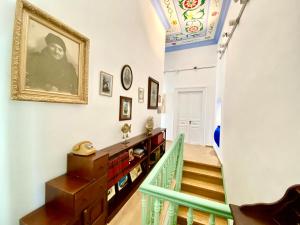Fotografie z fotogalerie ubytování “Athenas” Neoclassic Harbour View Apartment v destinaci Symi