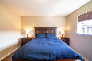 Postel nebo postele na pokoji v ubytování Ocean View Cottage