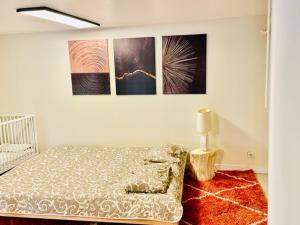 Fotografia z galérie ubytovania Appartement 120m2 dans maison avec piscine v destinácii Boissy-lʼAillerie
