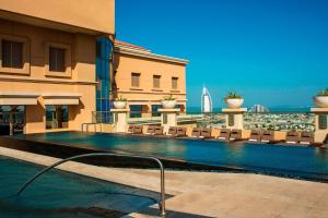 Bassein majutusasutuses Sheraton Mall of the Emirates Hotel, Dubai või selle lähedal