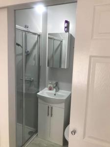 Phòng tắm tại En Suite Double Room
