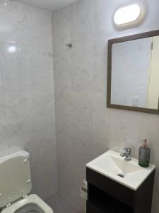 Een badkamer bij Departamento 2 amb Villa Urquiza