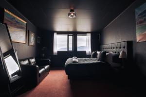 Posezení v ubytování Brim Hotel
