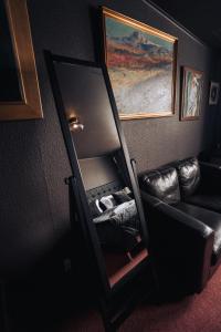 Posezení v ubytování Brim Hotel