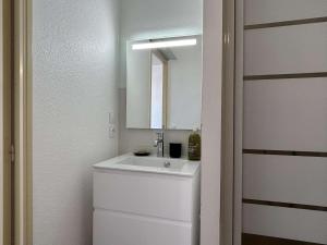 Kúpeľňa v ubytovaní Appartement Banyuls-sur-Mer, 1 pièce, 2 personnes - FR-1-225C-122