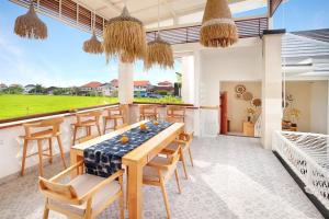 Galeriebild der Unterkunft Aeera Villa Canggu by Ini Vie Hospitality in Canggu
