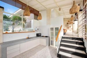 Galeriebild der Unterkunft Aeera Villa Canggu by Ini Vie Hospitality in Canggu