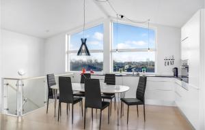 Fotografie z fotogalerie ubytování Holiday Home Frederikshavn With Sea View V v destinaci Frederikshavn