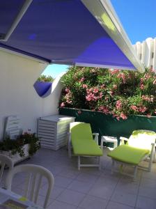 Vonkajšia záhrada v ubytovaní LA GRANDE MOTTE COUCHANT PLAGE BIKINI