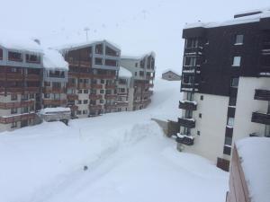 RESIDENCE LE BORSAT SUR PISTE STUDIO CABINE BALCON 64 chemin du Borsat TIGNES VAL CLARET v zime
