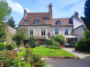 Zahrada ubytování Les Suites - Saulieu