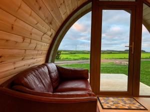 Posezení v ubytování Causeway Country Pods