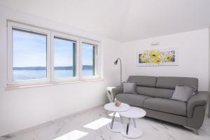 Posezení v ubytování Apartman Mala plaža 2