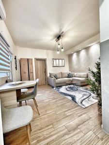 Prostor za sedenje u objektu Apartment Aki