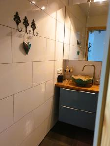 Kuchyňa alebo kuchynka v ubytovaní Lipolas-slowlife&guesthouse + 37 fotografií