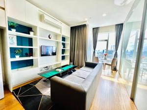 Μια τηλεόραση ή/και κέντρο ψυχαγωγίας στο The Platinum KLCC By Sky Pool