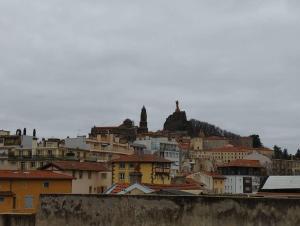 a view of a city with houses and buildings at Appartement Foch in Le Puy en Velay