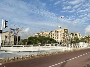 Fotografia z galérie ubytovania Condo with Spacious Terrace & Breathtaking Views v Cannes