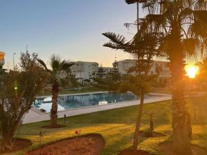 Πισίνα στο ή κοντά στο Superbe Appartement Bord de mer +7 φωτογραφίες