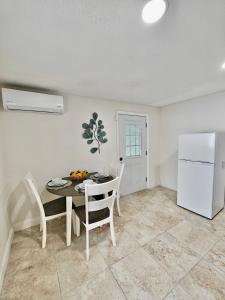 Gallery image of Amazing guest unit central location in St Petersburg