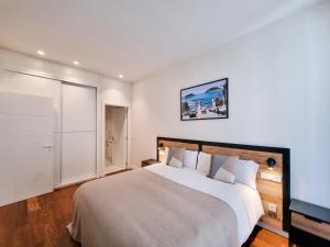 En eller flere senge i et værelse på San Bartolome Bay - Iberorent Apartments