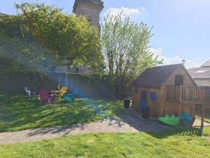 Vonkajšia záhrada v ubytovaní La baie du Mont Appartement de vacances proche du Mont Saint Michel