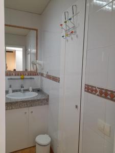 Ein Badezimmer in der Unterkunft Ancorà Angela - Playa del Inglès