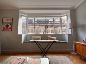 Fotografie z fotogalerie ubytování Fitzrovia / Bloomsbury / West End - Two Bed apt v Londýně
