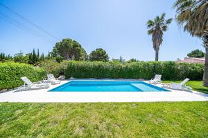 Swimmingpoolen hos eller tæt på VILLA PESCADOR