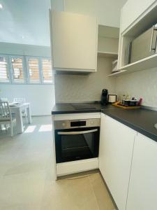 Kuchyňa alebo kuchynka v ubytovaní Apartamento Alhucemas Playa