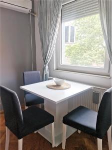 Гостиная зона в Center Apartment Iva