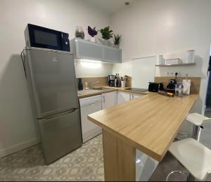 Kuchyňa alebo kuchynka v ubytovaní PACA Properties 41H2 - Studio cosy