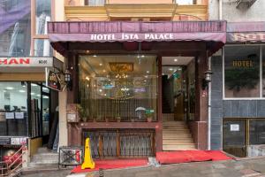 a hotel iskin palace on a city street at Ista Palace Hotel in Istanbul
