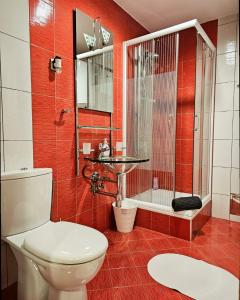 Bilik mandi di Apartmani TRIO +34 gambar