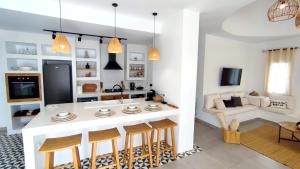 A cozinha ou kitchenette de Villa Pupputia Hammamet M'rezga beach
