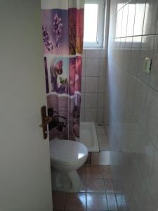 Koupelna v ubytování Apartment for 6 in Makarska centar