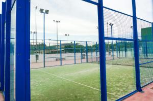 Tenis lub squash w obiekcie Villa Dolores lub w pobliżu