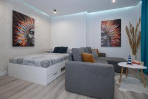 Ein Sitzbereich in der Unterkunft Apartment Viktorija