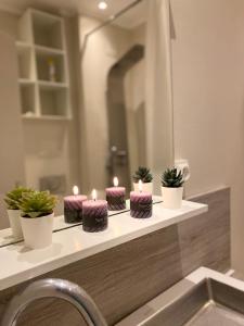 Fotografia z galérie ubytovania Magnifique appartement 60m2 ,3 pièces , équipée,très lumineux, 2 minutes à pied de la plage v destinácii Nice