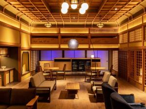 Prostor za sedenje u objektu Ryokan Onomichi Nishiyama