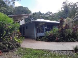 Aed väljaspool majutusasutust Daintree Rainforest Accommodation